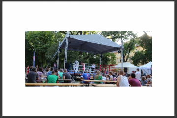 Röpködtek a pofonok a Stefánián