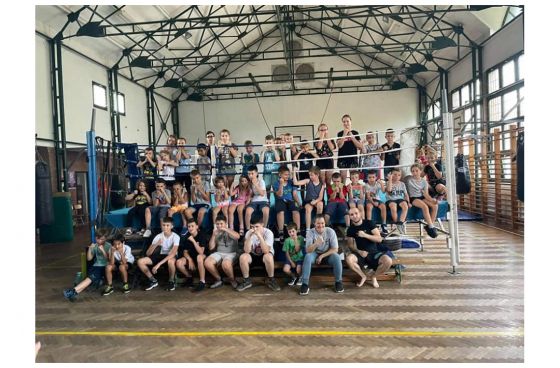 Ökölvívás a szegedi nyári táborokban